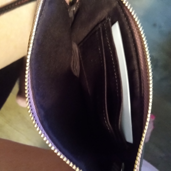 NWT COACH WRISTLET - Picture 3 of 3